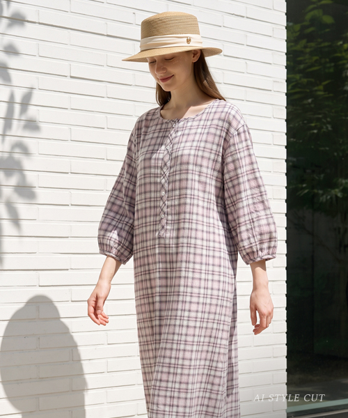 73-340 패턴인 P1972 - Dress(여성 원피스)